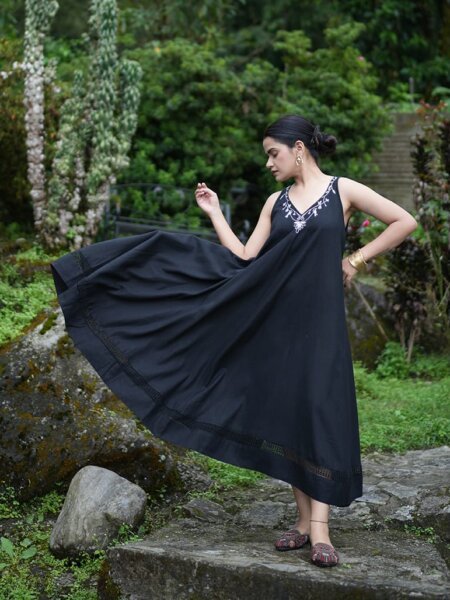 Black Rose - Image 3