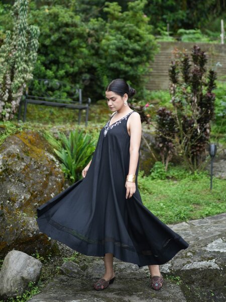 Black Rose - Image 4