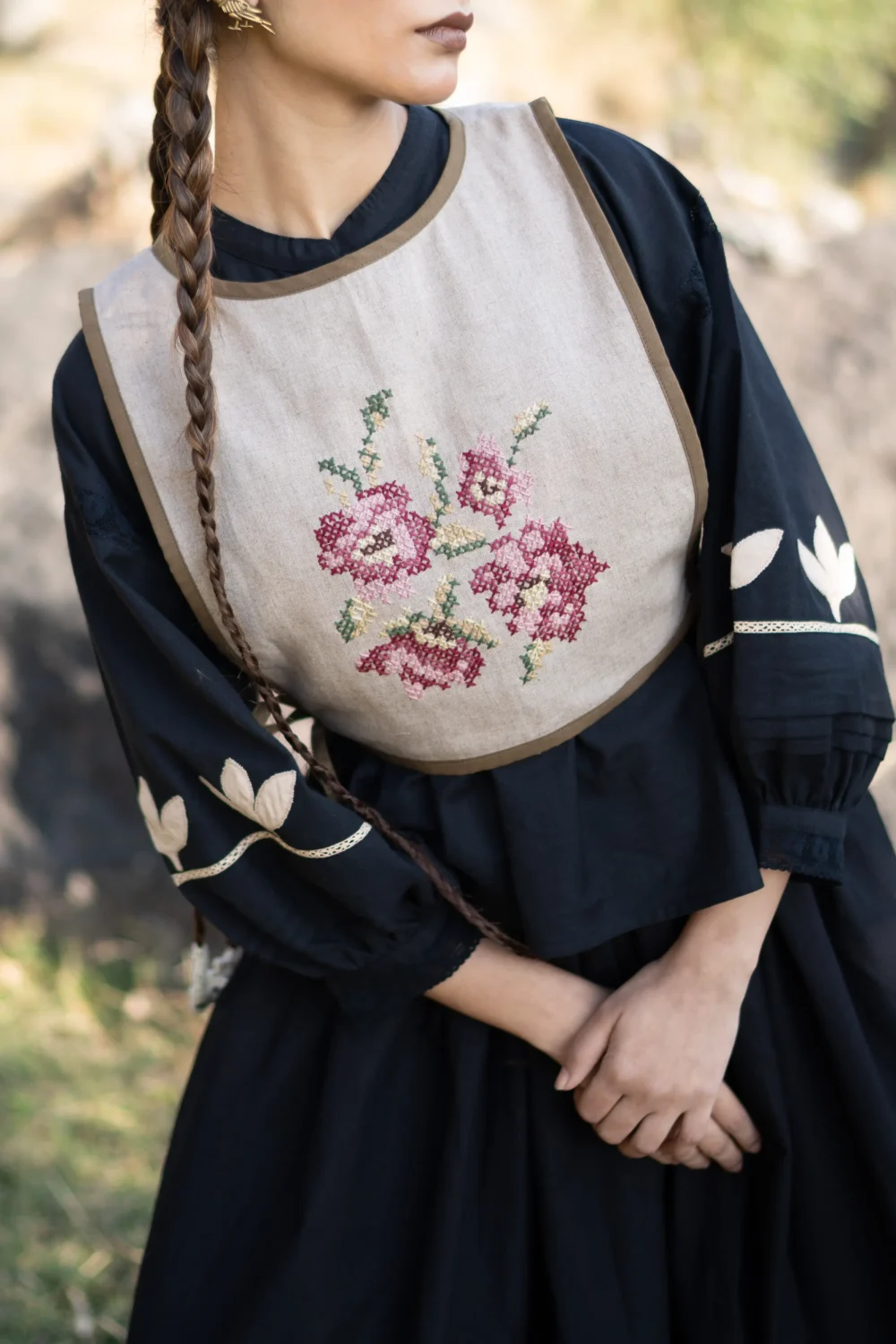 Sonnet tie overlay - Image 4